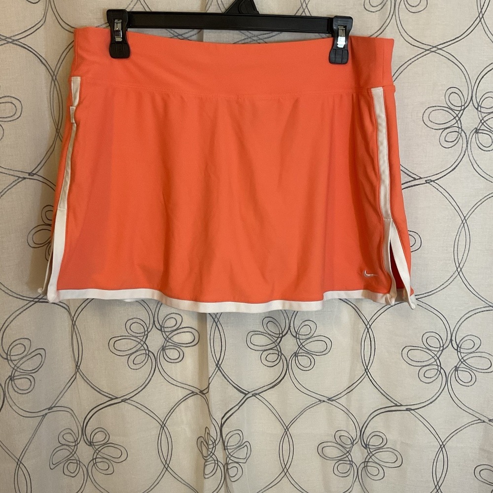 Women's Nike Dri-Fit  Peach Tennis Skort Size Large
